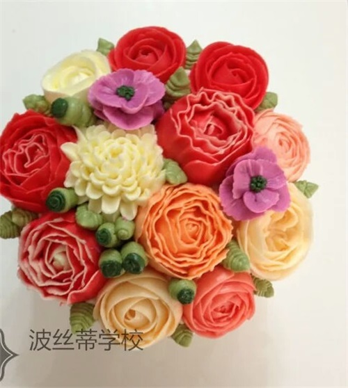 煙臺波斯蒂糕點培訓學校韓式裱花班開班啦！趕快來圍觀！