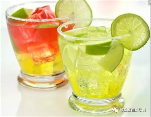 煙臺波絲蒂學校7月22日時尚冰品冷飲咖啡班開課啦！
